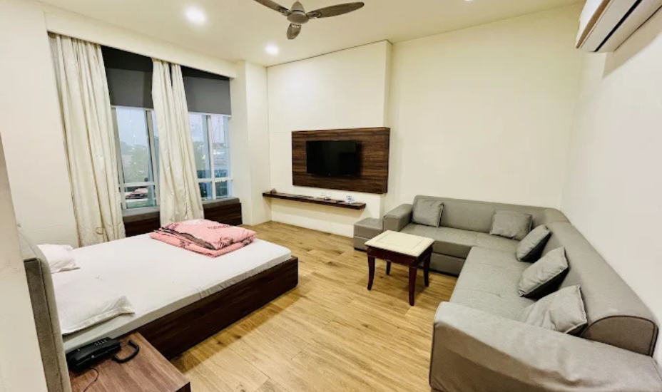 Hotel Divine By Yellow Door, Hisar