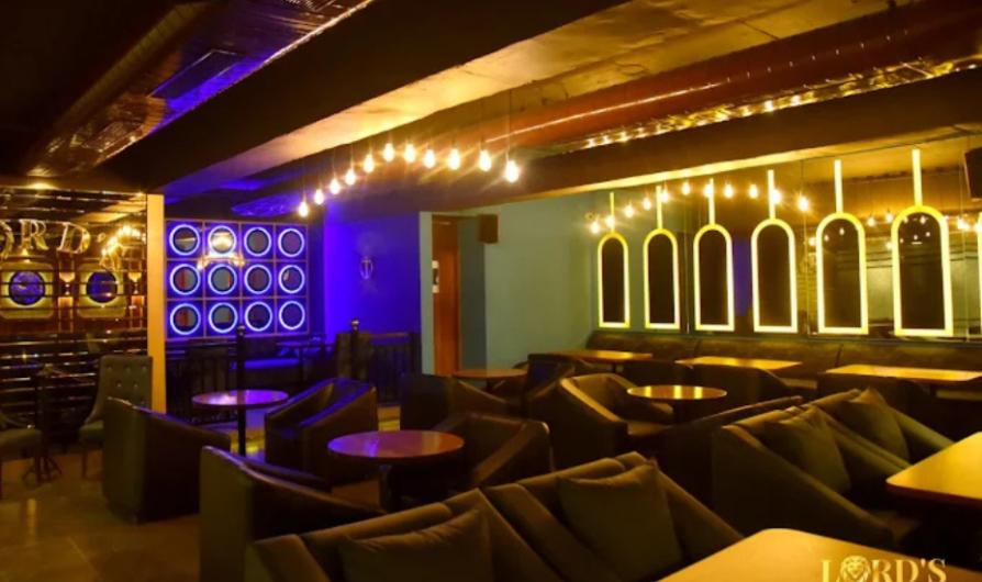 Lord’s – Restaurant | Banquet | Live Kitchen | Terrace , Hisar