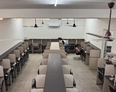 1000483979